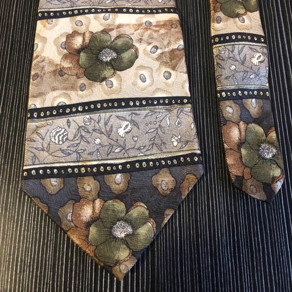 CasualWorks tie